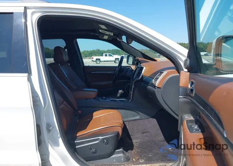 2017 Jeep Grand Cherokee Summit 4X4 from USA, damaged, VIN 1C4RJFJT8HC818294